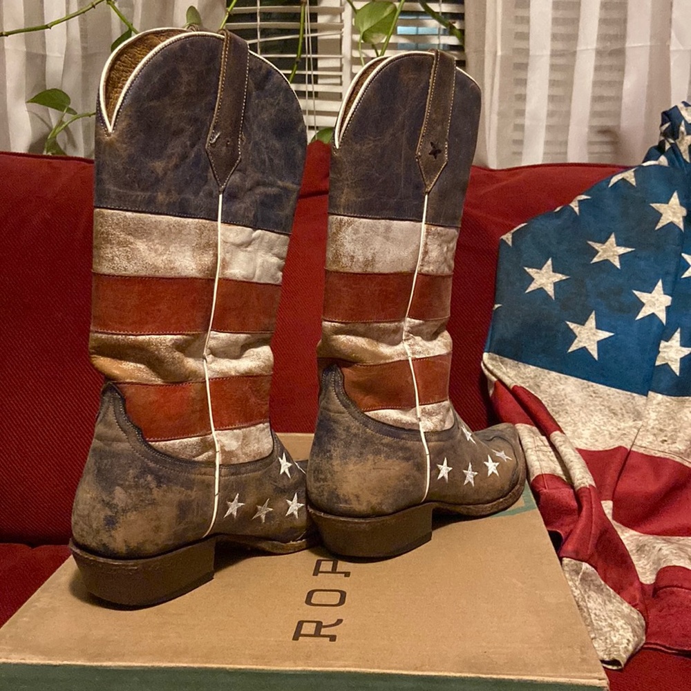 American Flag Distressed Cowboy Boot Women’s 7.5